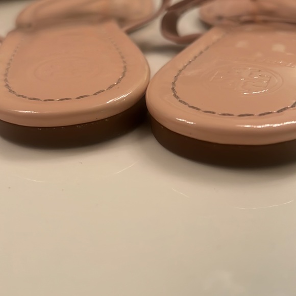 Tory Burch soft patent seashell pink sandals - Picture 7 of 9